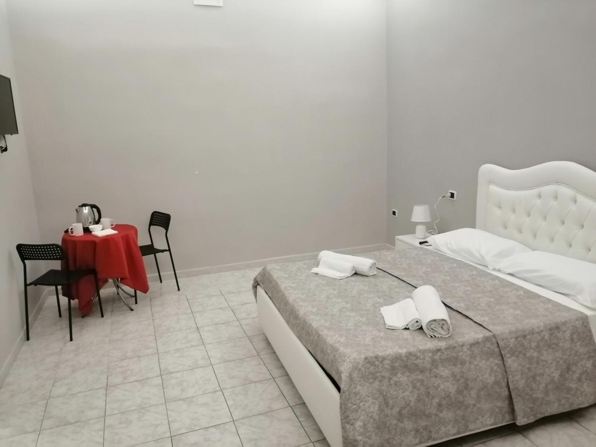 Guest House Francesco نابولي المظهر الخارجي الصورة